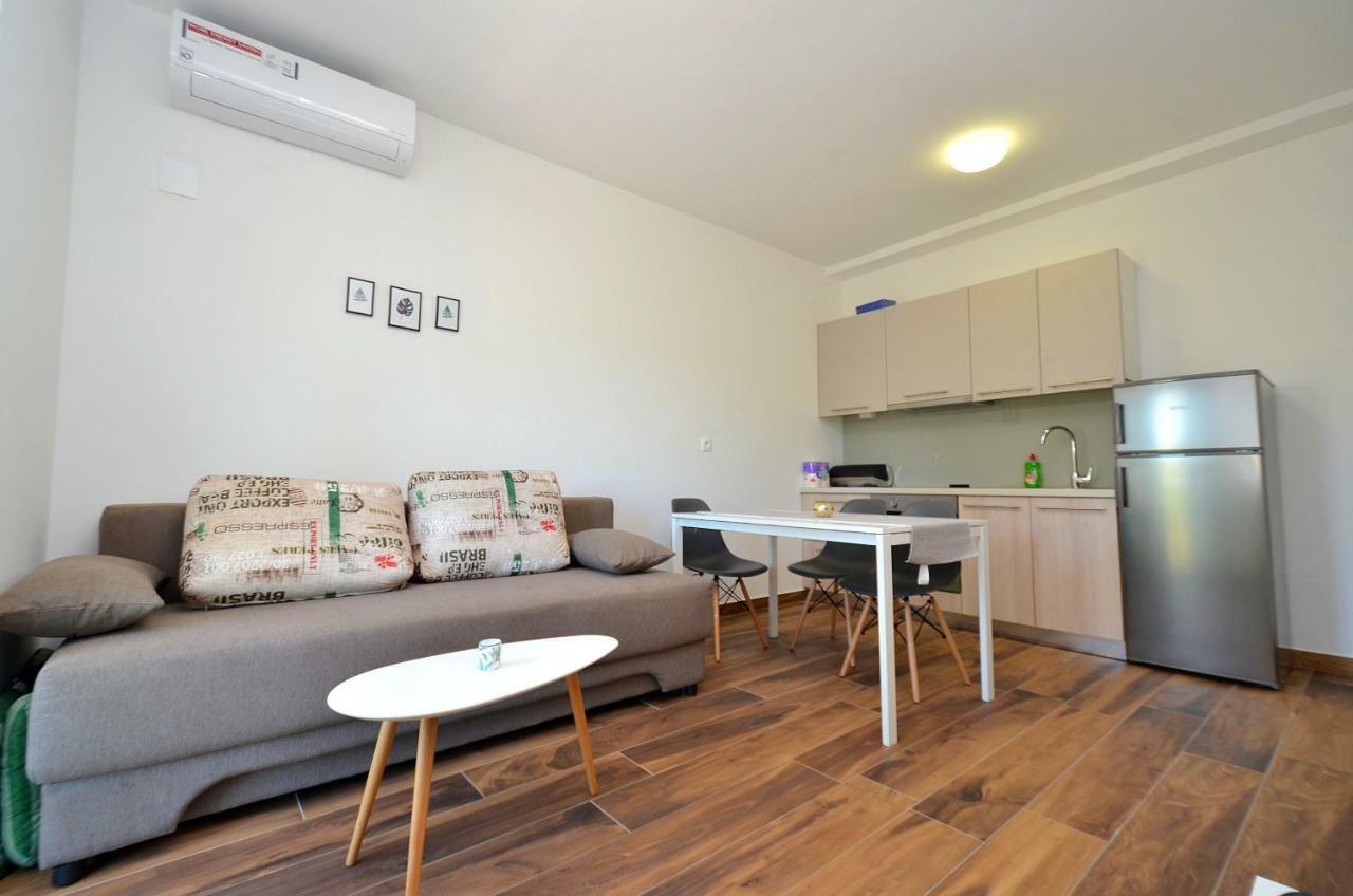 Novigrad Istria Stella Apartments מראה חיצוני תמונה
