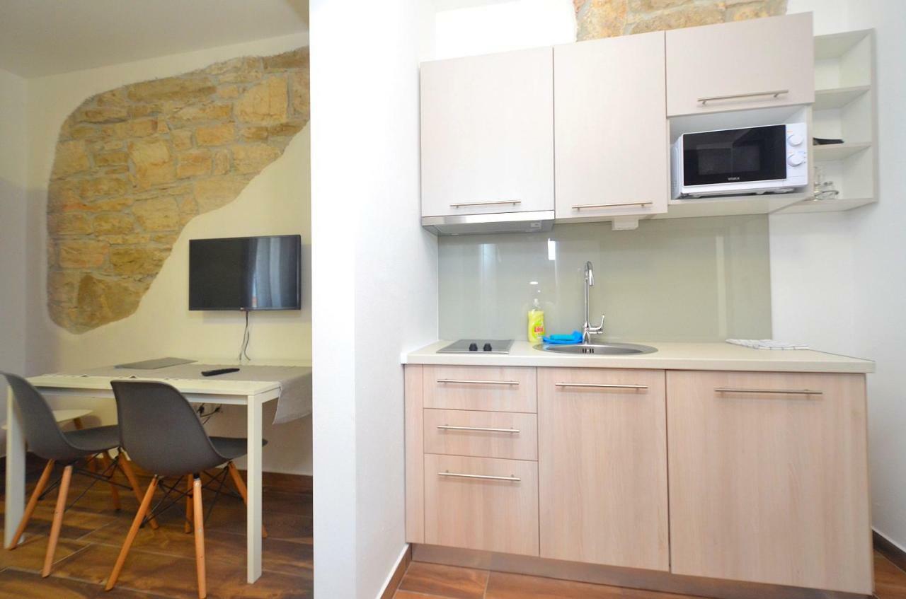 Novigrad Istria Stella Apartments מראה חיצוני תמונה