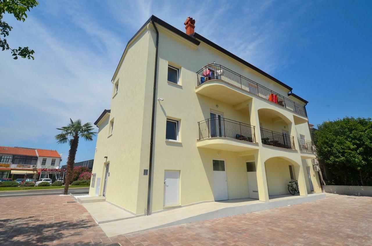 Novigrad Istria Stella Apartments מראה חיצוני תמונה