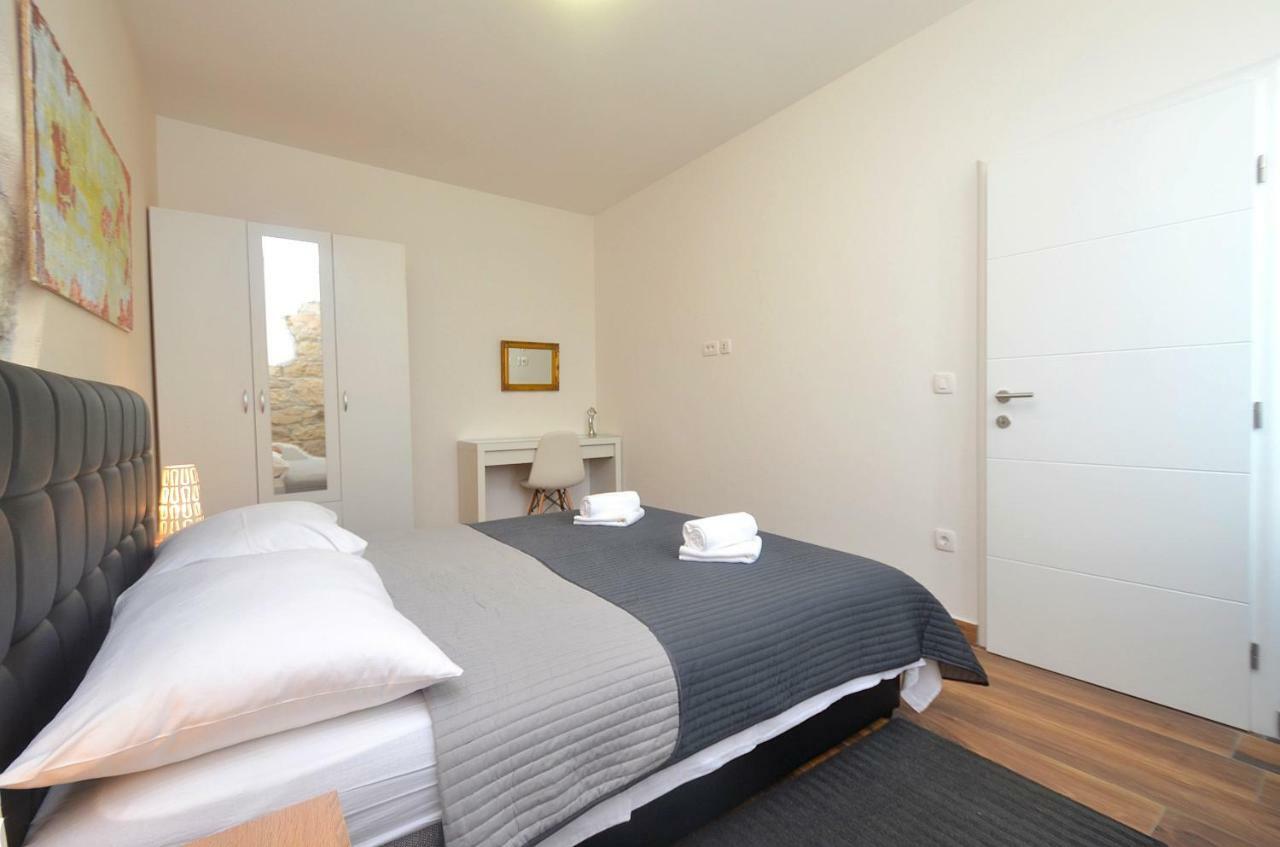 Novigrad Istria Stella Apartments מראה חיצוני תמונה