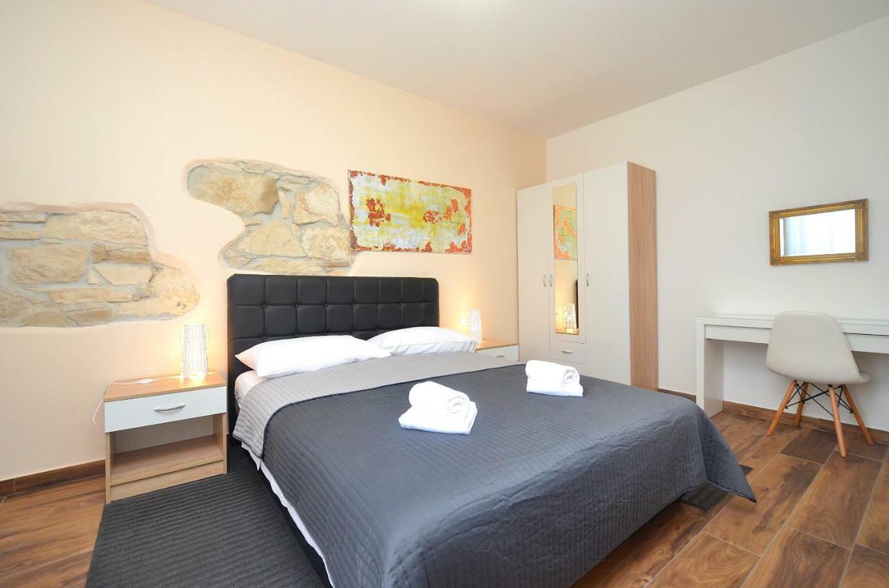 Novigrad Istria Stella Apartments מראה חיצוני תמונה