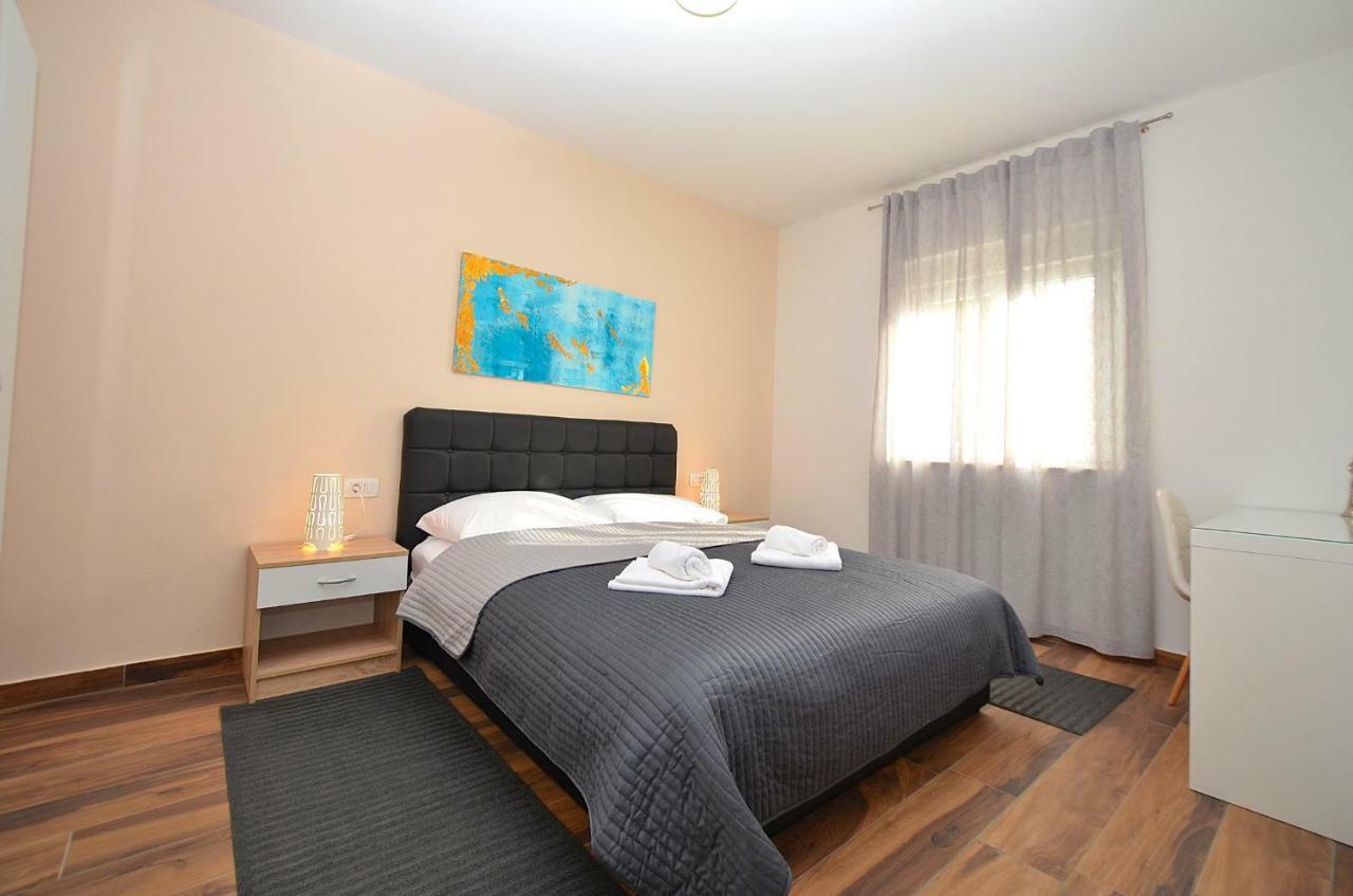 Novigrad Istria Stella Apartments מראה חיצוני תמונה