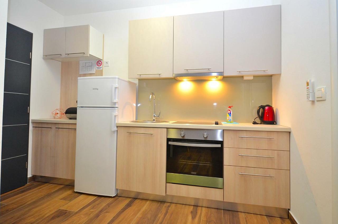 Novigrad Istria Stella Apartments מראה חיצוני תמונה