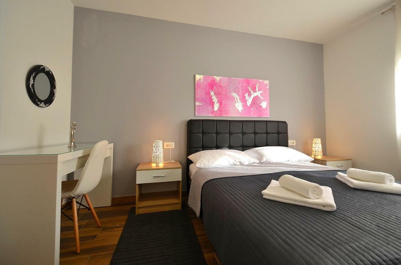 Novigrad Istria Stella Apartments מראה חיצוני תמונה